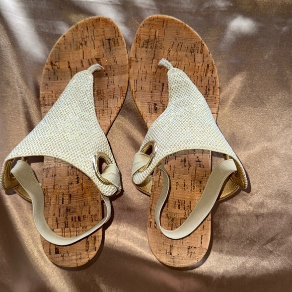 White Mountain Aida Cork Wedge Sandals Cream Gold Sz 9 - Picture 8 of 8